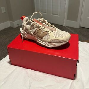 New Balance Women's Dynasoft Tektrel V1 Suede Shoes